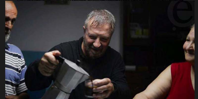 café